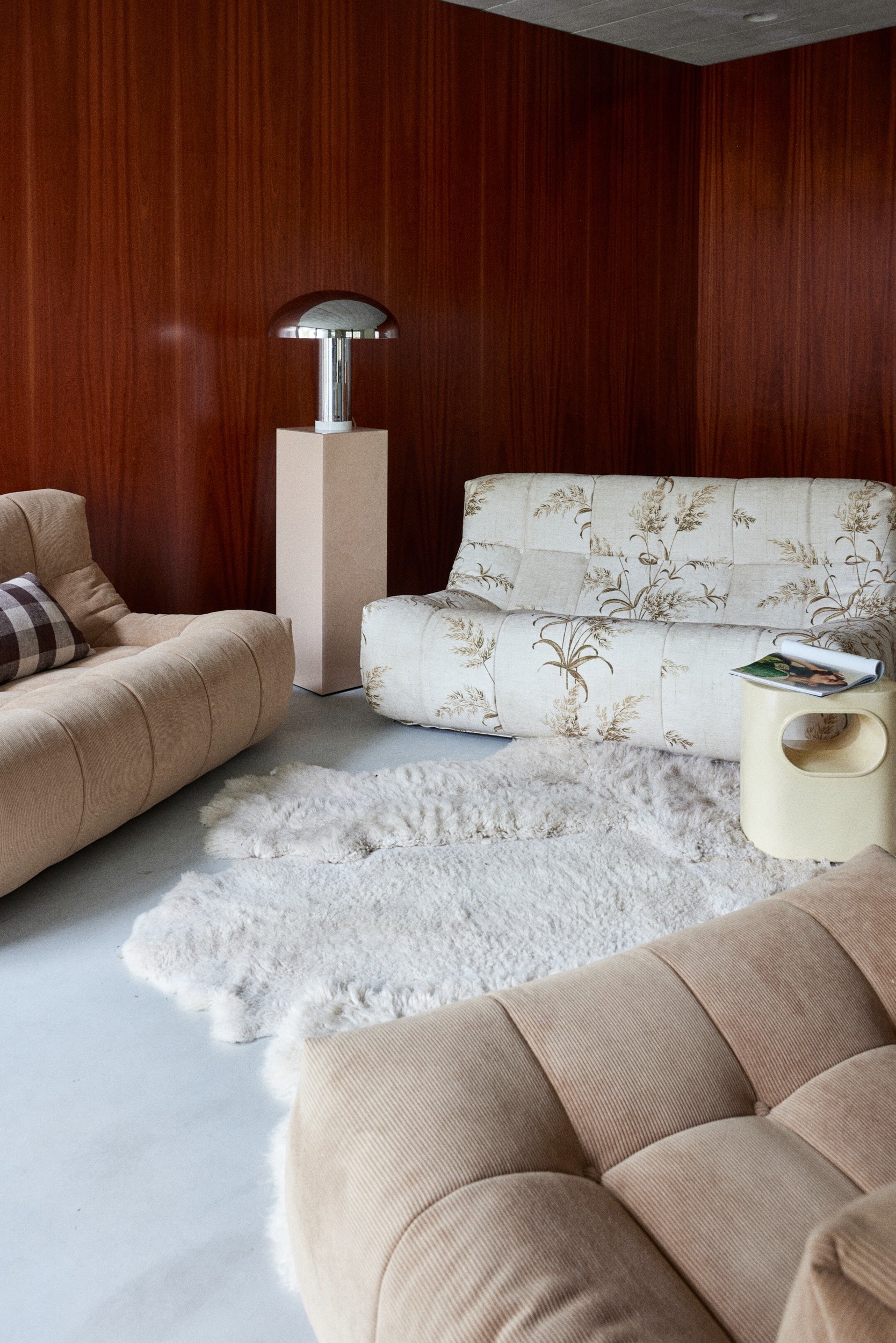 Lazy Lounge Bench