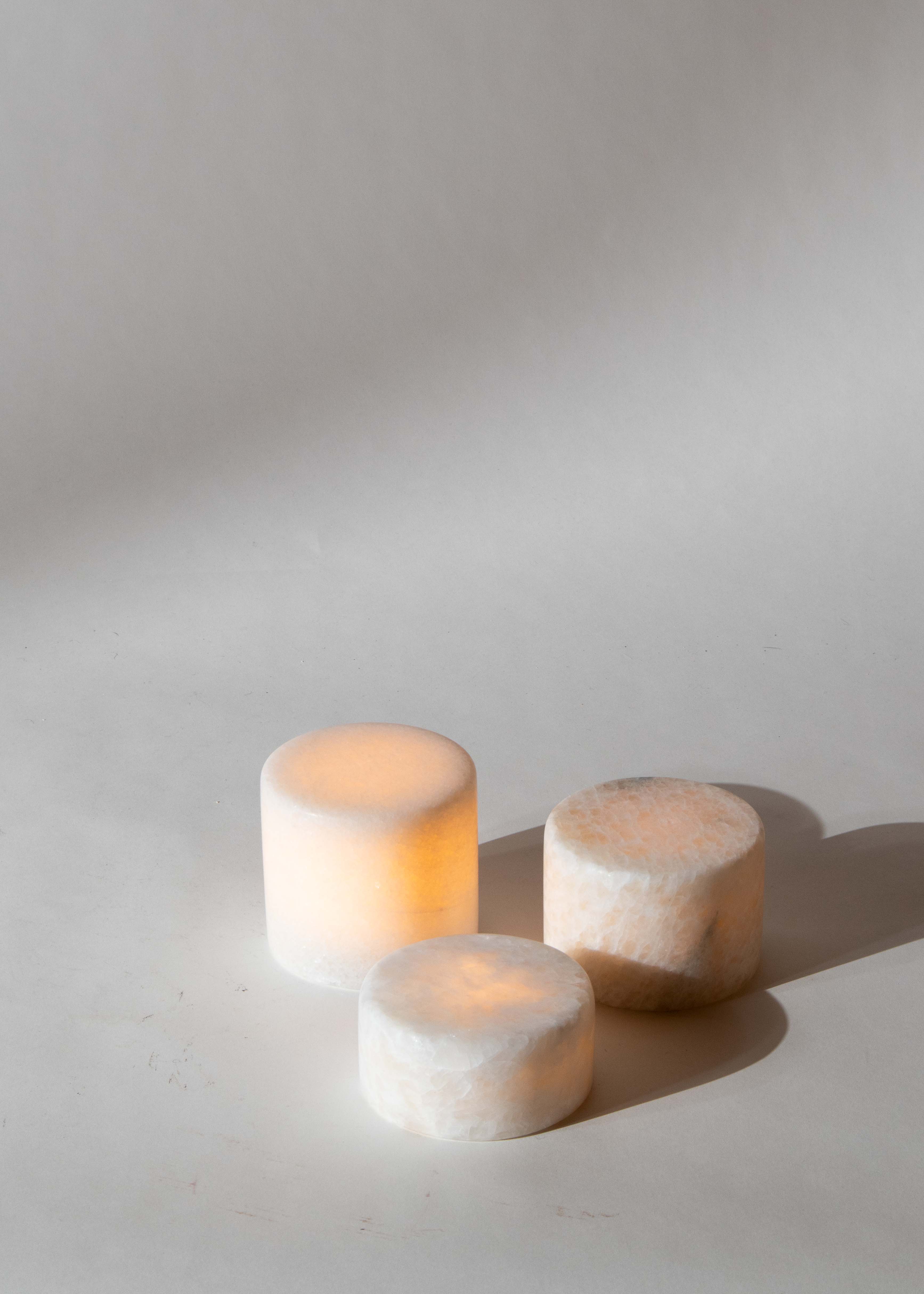 Bordsljus marmor vit