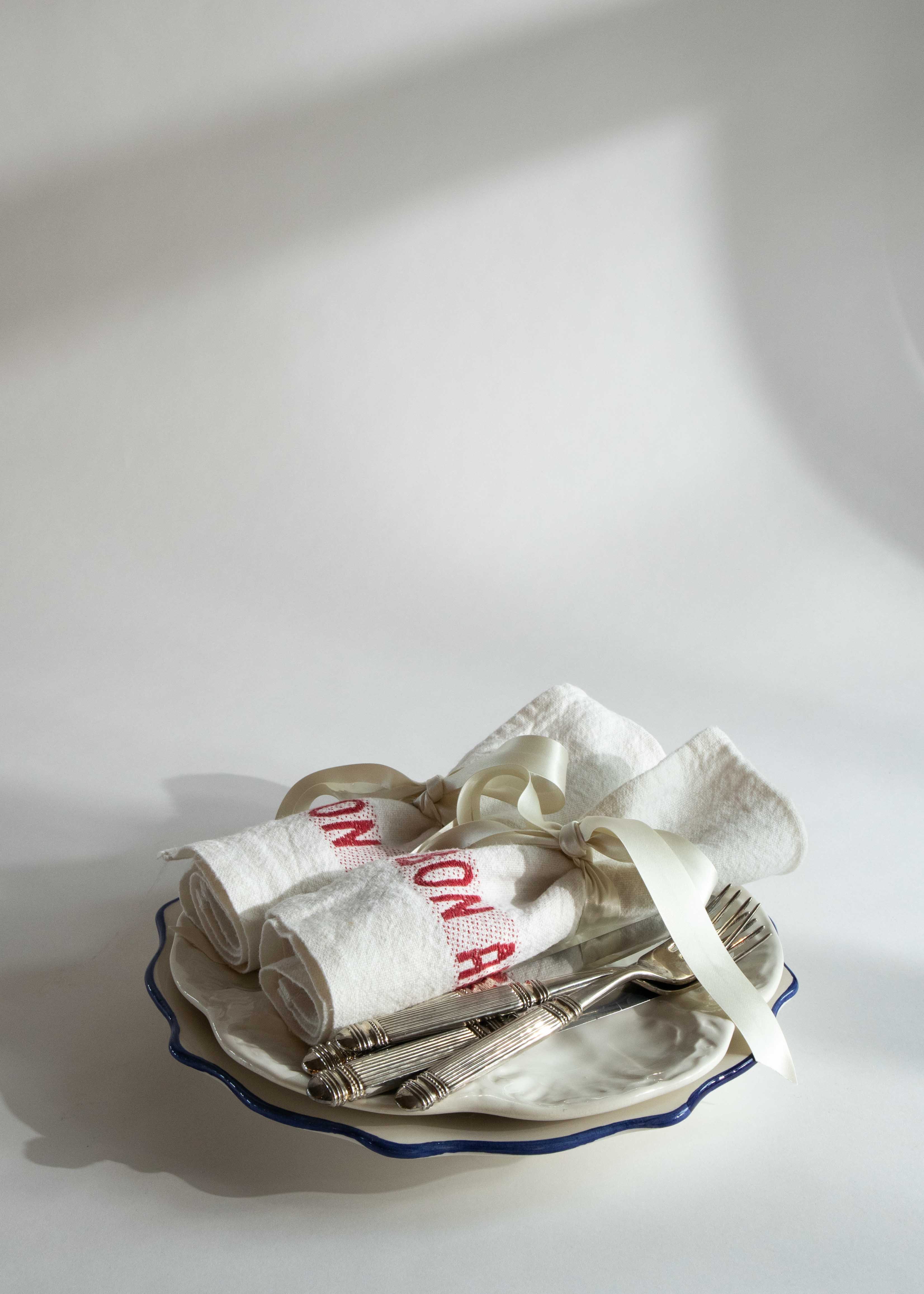Bon Appetit Napkin Beige