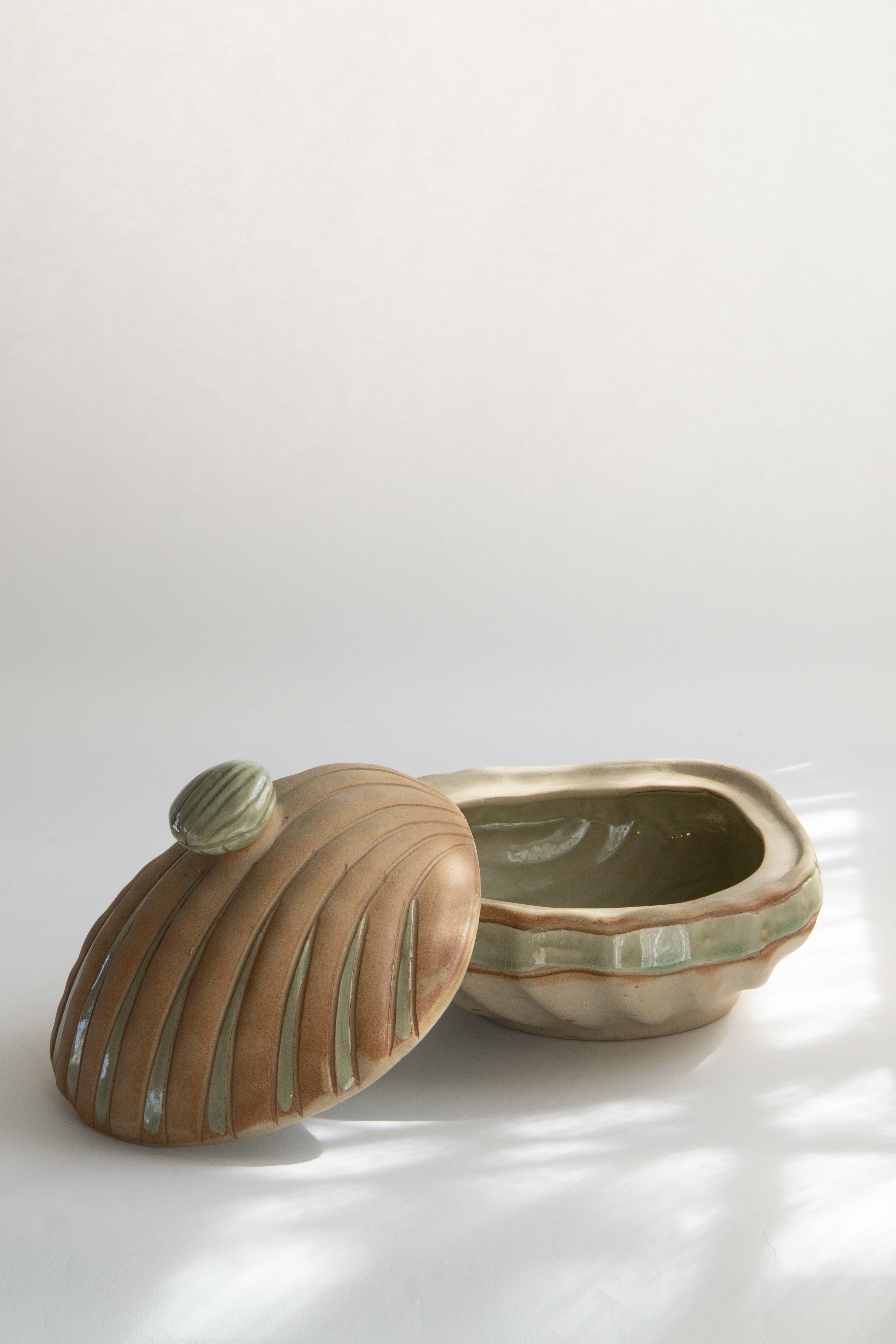 Keramikskål med lock