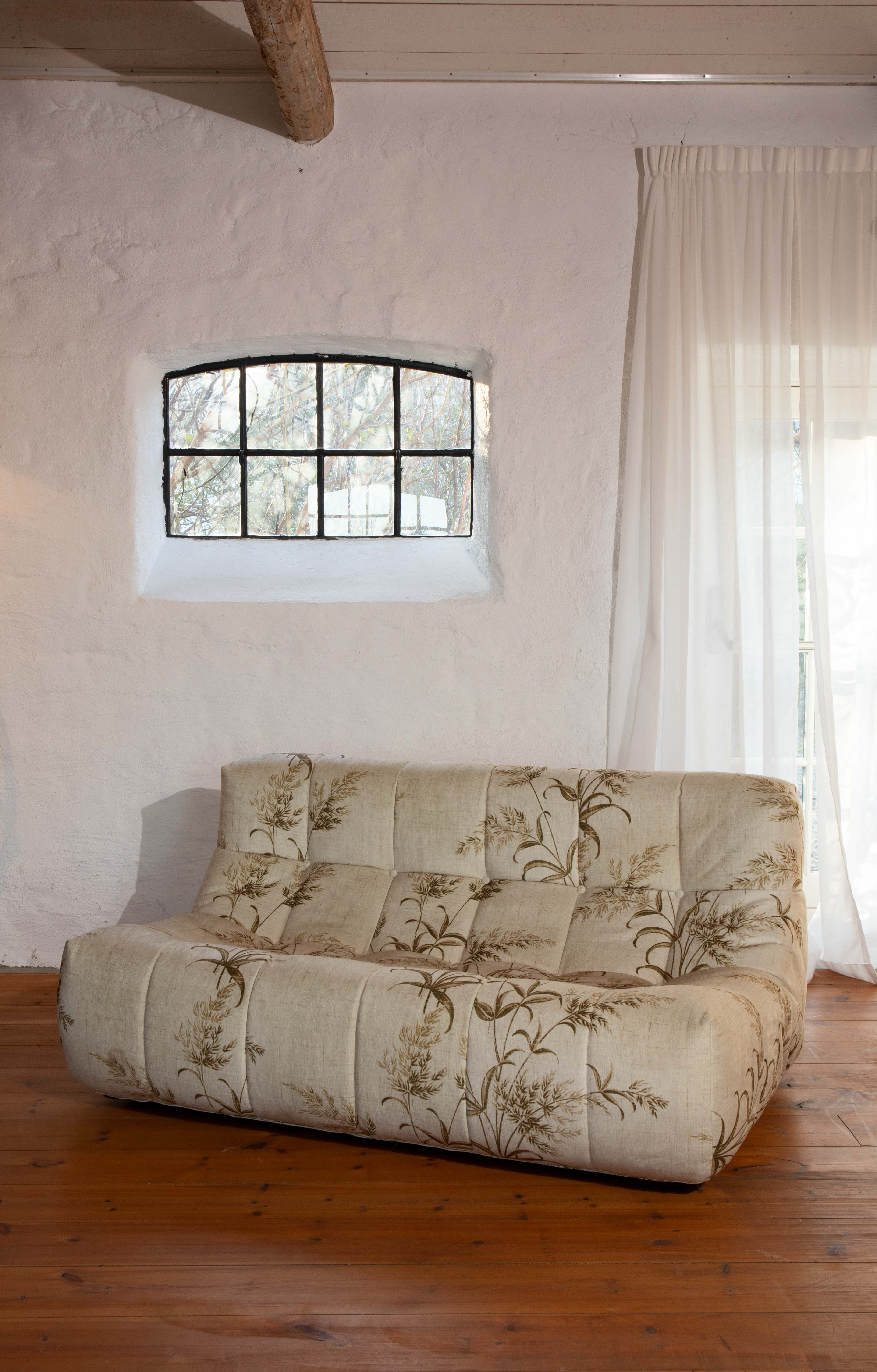 Lazy Lounge Bench