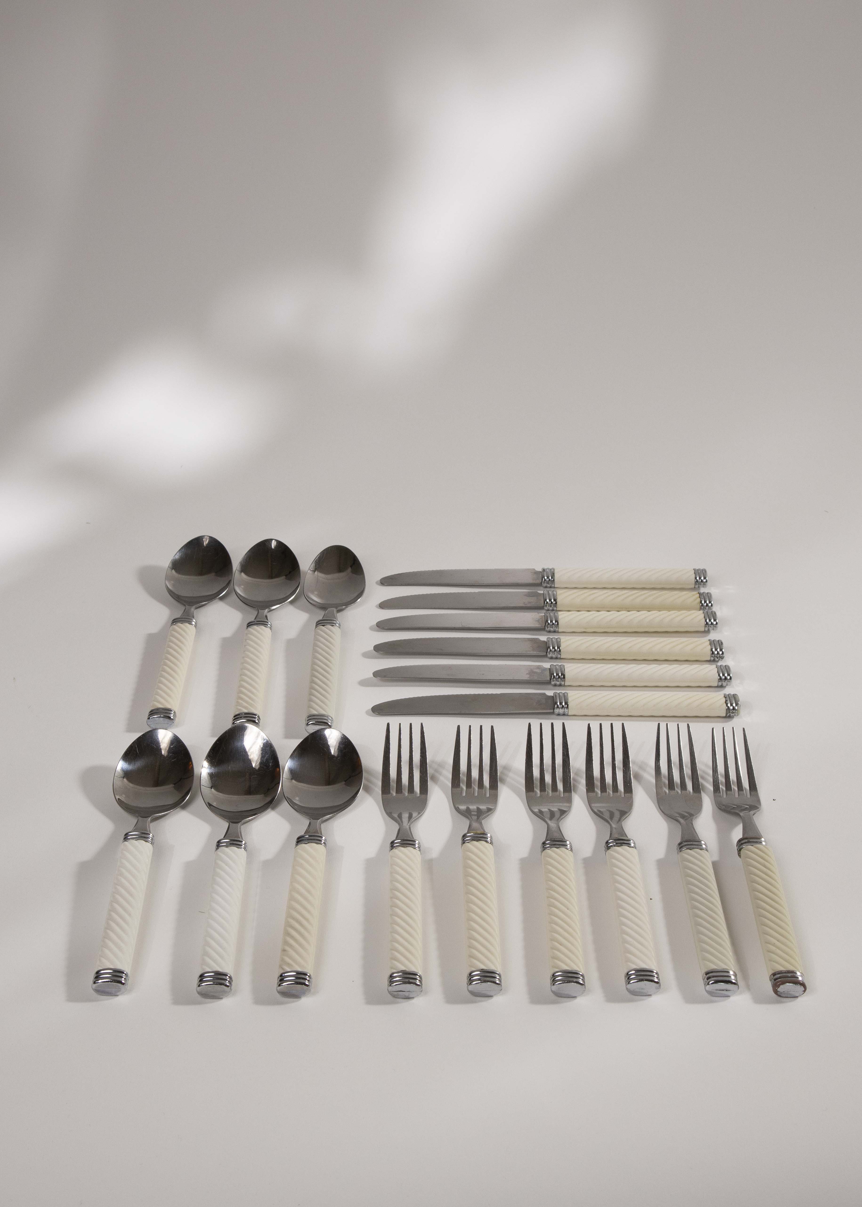 Bestick Zig Zag 18 delar